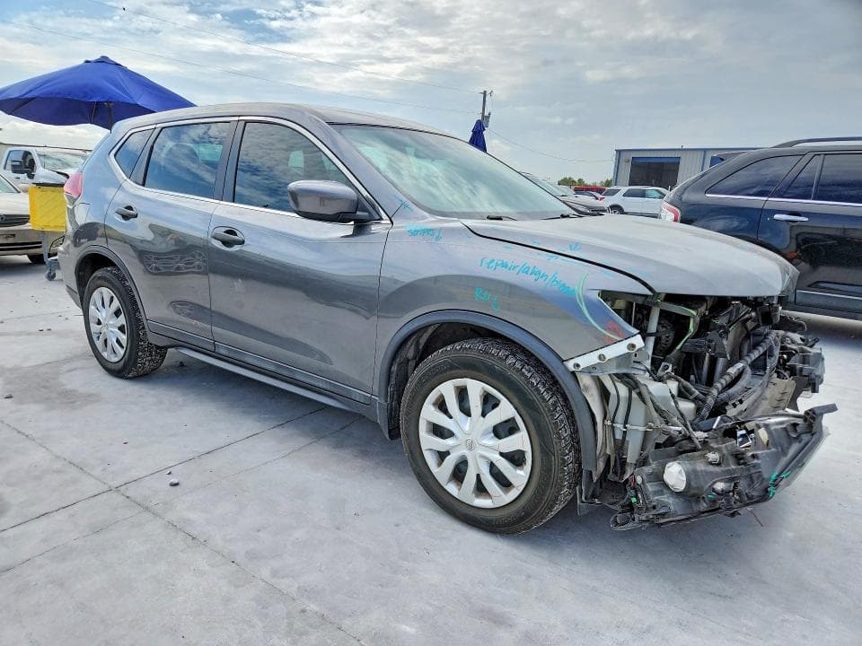 2018 NISSAN ROGUE S 4