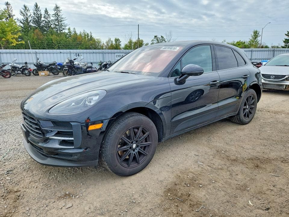 2021 PORSCHE MACAN - 1