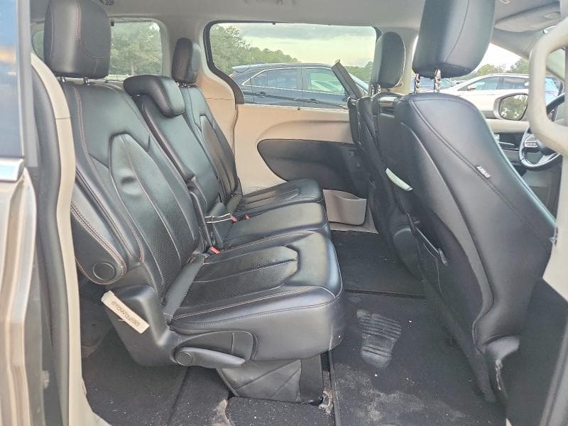 2018 CHRYSLER PACIFICA TOURING L PLUS 11