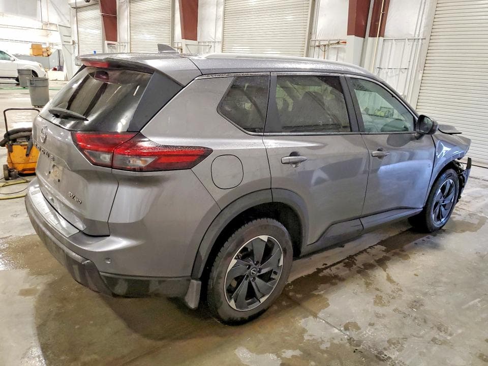 2024 NISSAN ROGUE SV 3