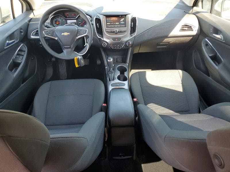 2017 CHEVROLET CRUZE LT 8