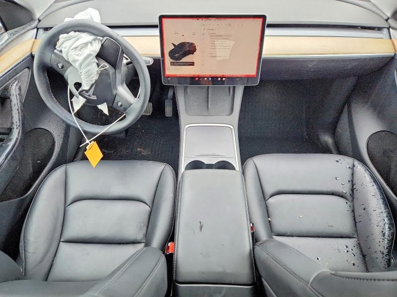 2023 TESLA MODEL Y 8