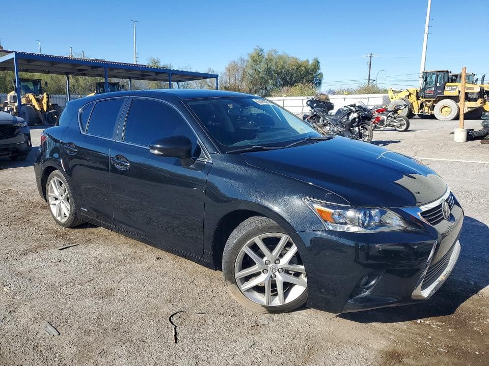 2017 LEXUS CT 200 4