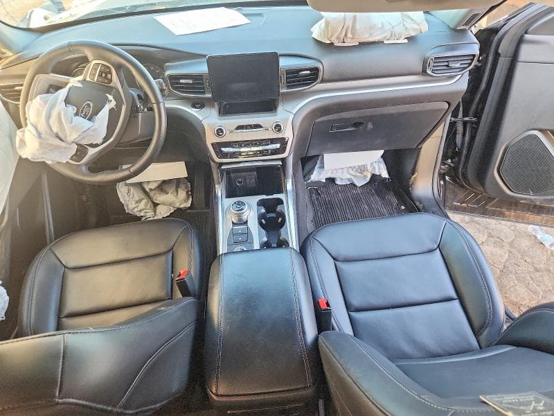 2023 FORD EXPLORER XLT 8