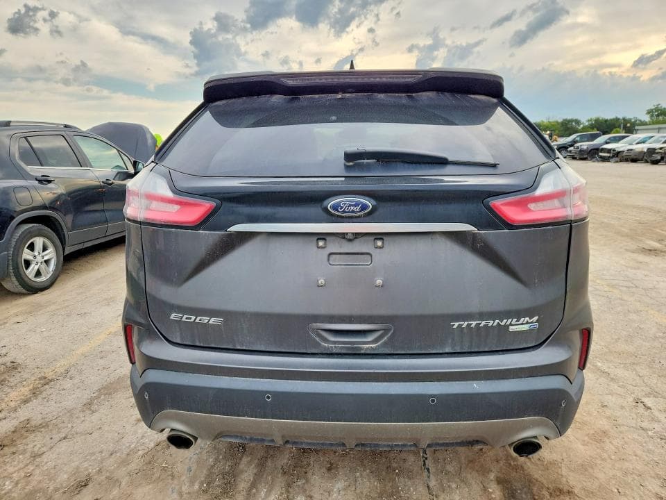 2020 FORD EDGE TITANIUM 6