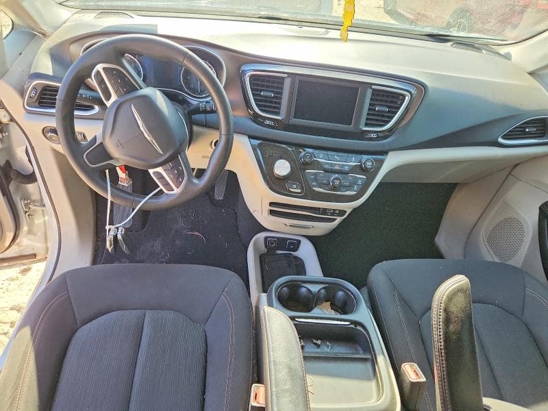 2019 CHRYSLER PACIFICA TOURING PLUS 8