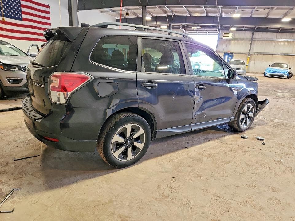 2018 SUBARU FORESTER 2.5I LIMITED 3
