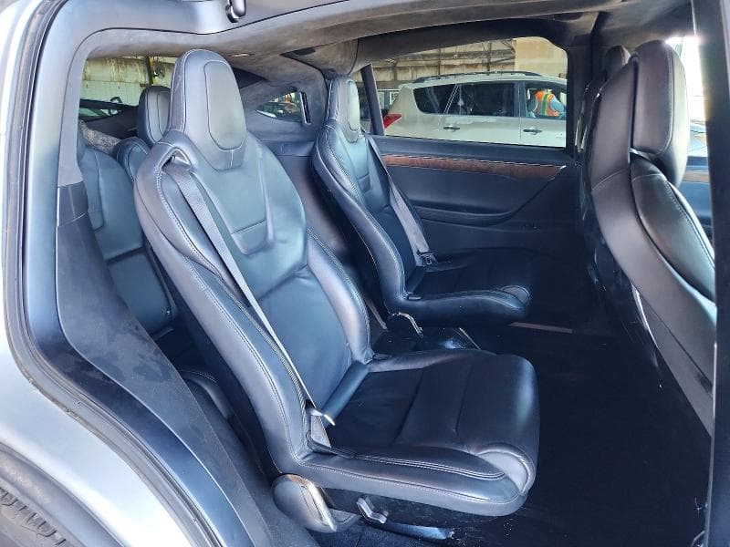 2017 TESLA MODEL X 11