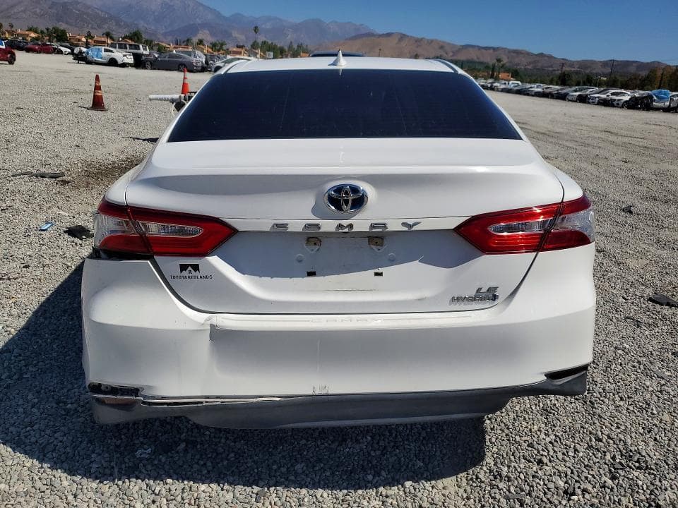 2020 TOYOTA CAMRY LE 6