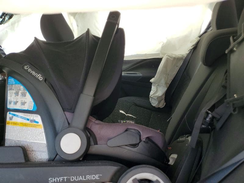2021 NISSAN KICKS SV 10