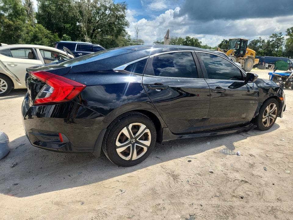 2018 HONDA CIVIC LX 3