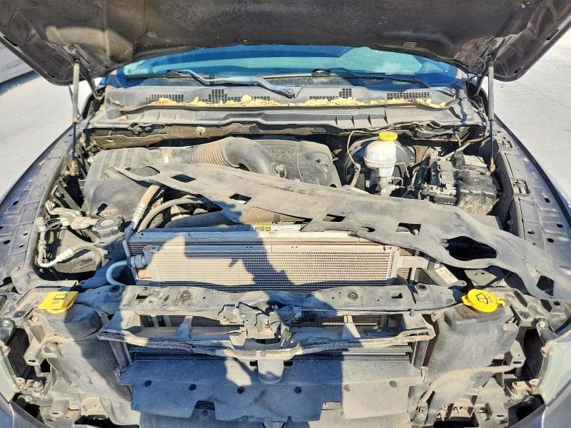 2019 RAM 1500 CLASSIC SLT 11
