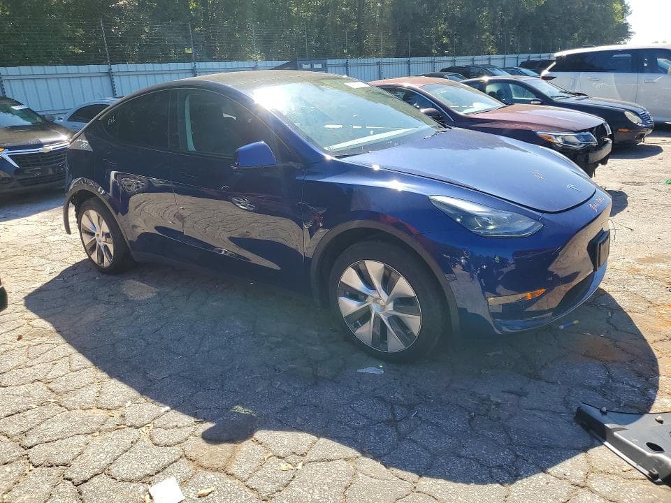 2023 TESLA MODEL Y 4