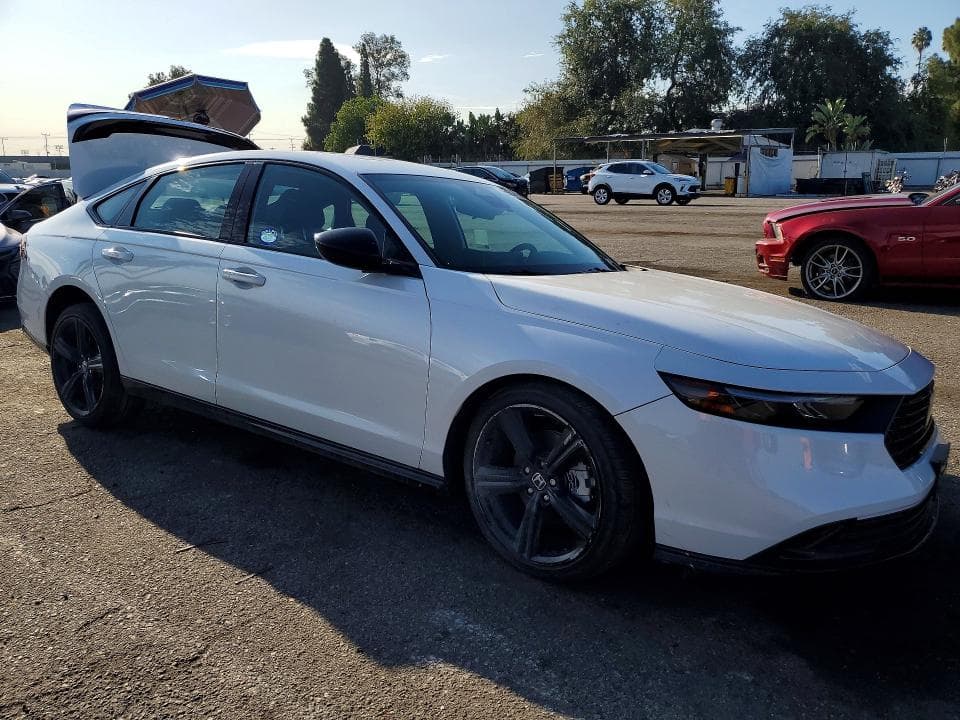 2025 HONDA ACCORD HYBRID SPORT-L 4