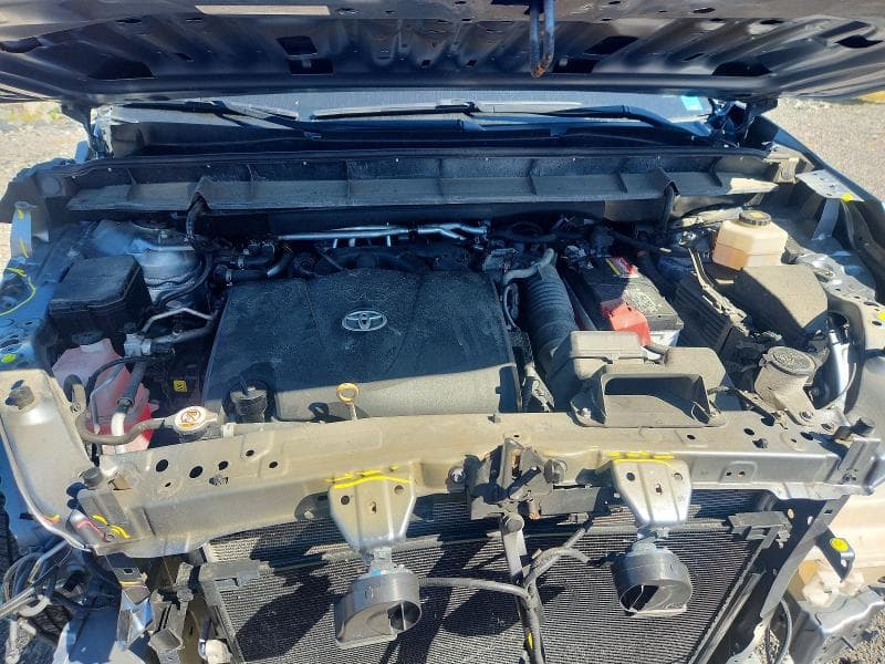 2020 TOYOTA HIGHLANDER XLE 12