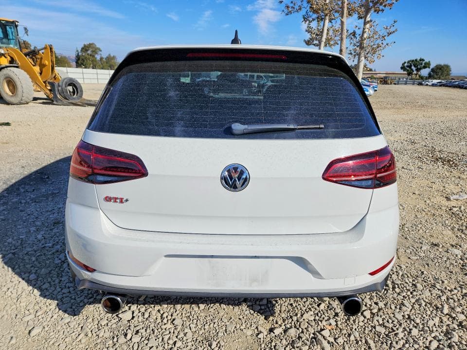 2018 VOLKSWAGEN GTI S/SE 6