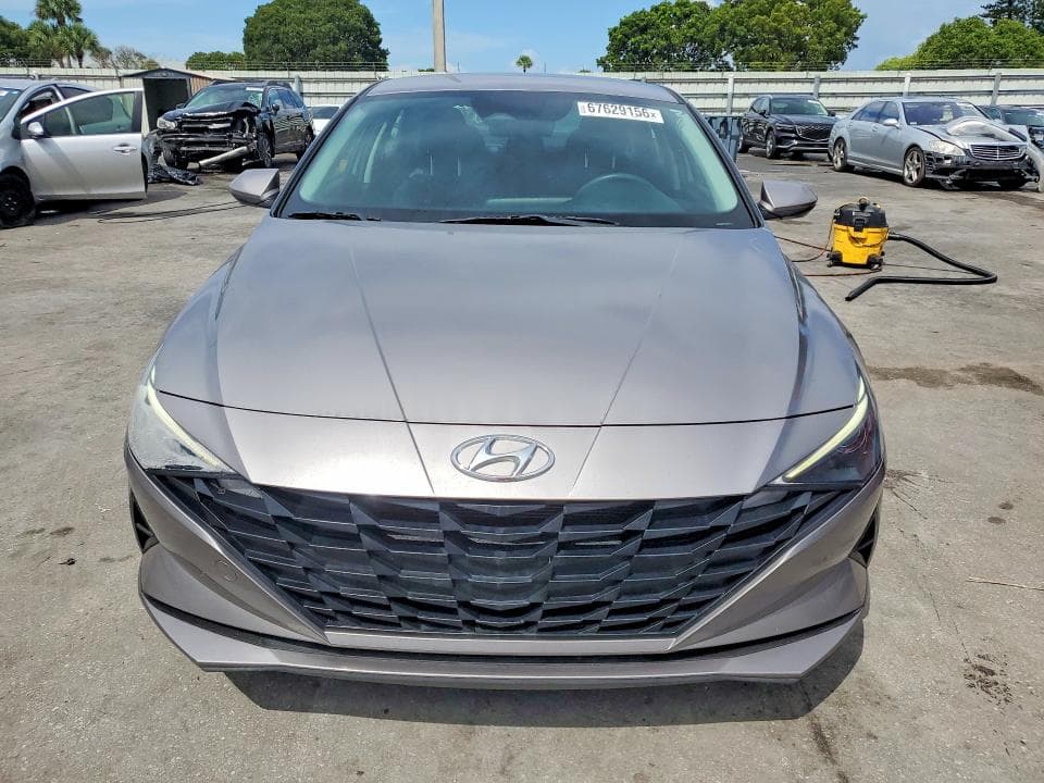2023 HYUNDAI ELANTRA SEL 5