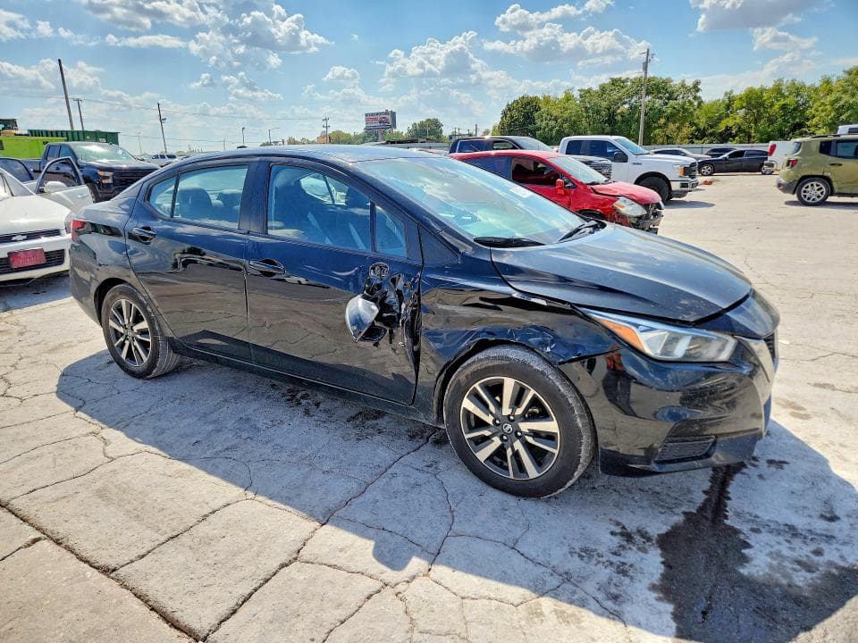 2021 NISSAN VERSA SV 4