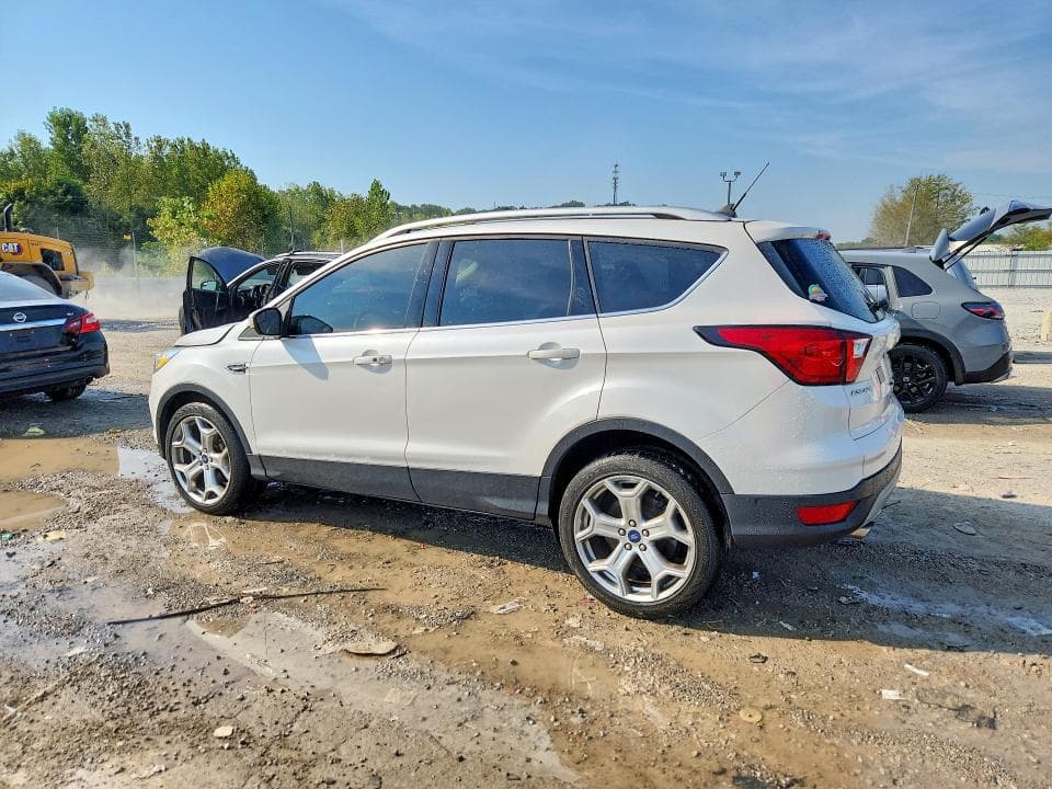 2019 FORD ESCAPE TITANIUM 2