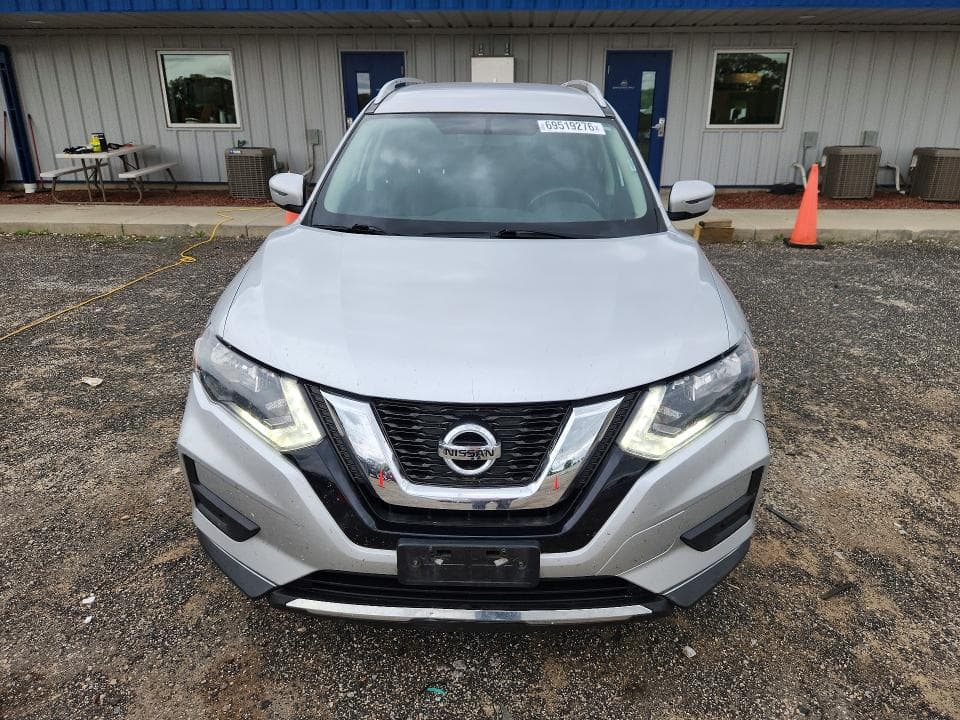 2017 NISSAN ROGUE SV 5
