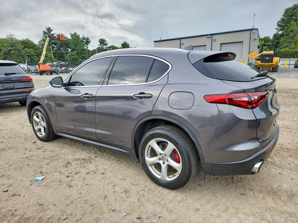 2019 ALFA ROMEO STELVIO 2