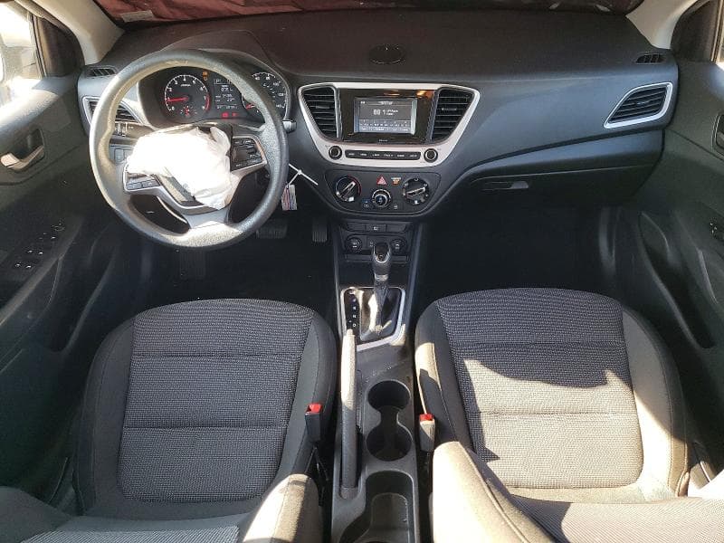 2021 HYUNDAI ACCENT SE 8