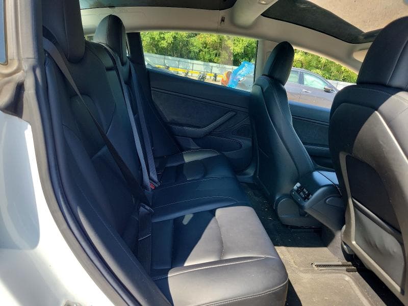 2018 TESLA MODEL 3 10