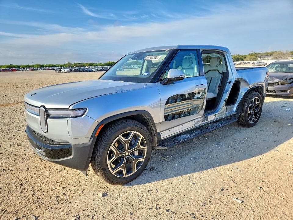 2025 RIVIAN R1T ADVENTURE - 1