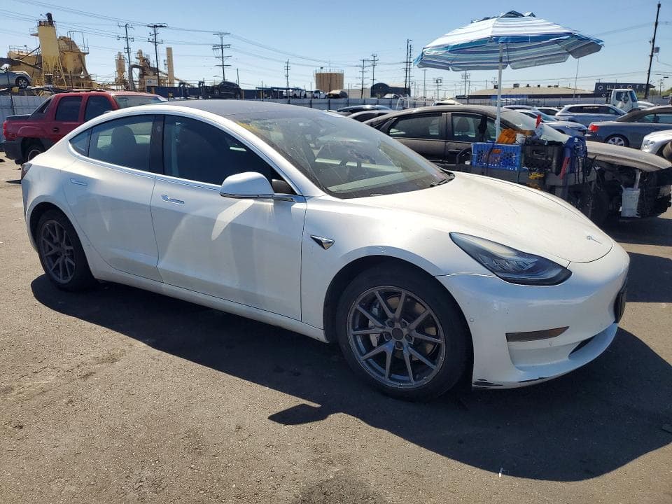 2020 TESLA MODEL 3 4