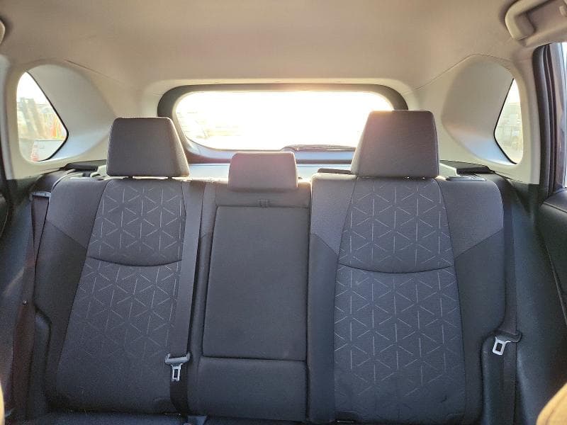 2025 TOYOTA RAV4 HYBRID XLE 10