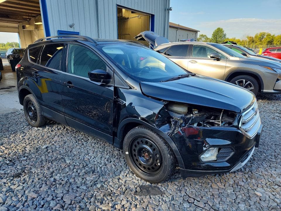 2018 FORD ESCAPE SE 4