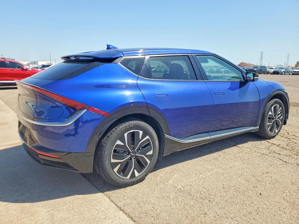 2023 KIA EV6 WIND 3