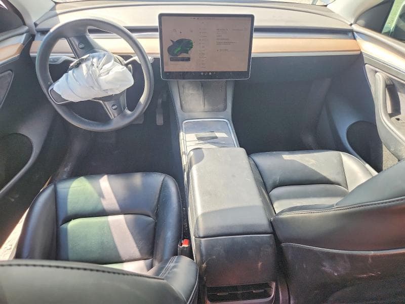 2022 TESLA MODEL Y 8