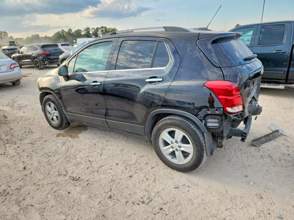 2020 CHEVROLET TRAX 1LT 2