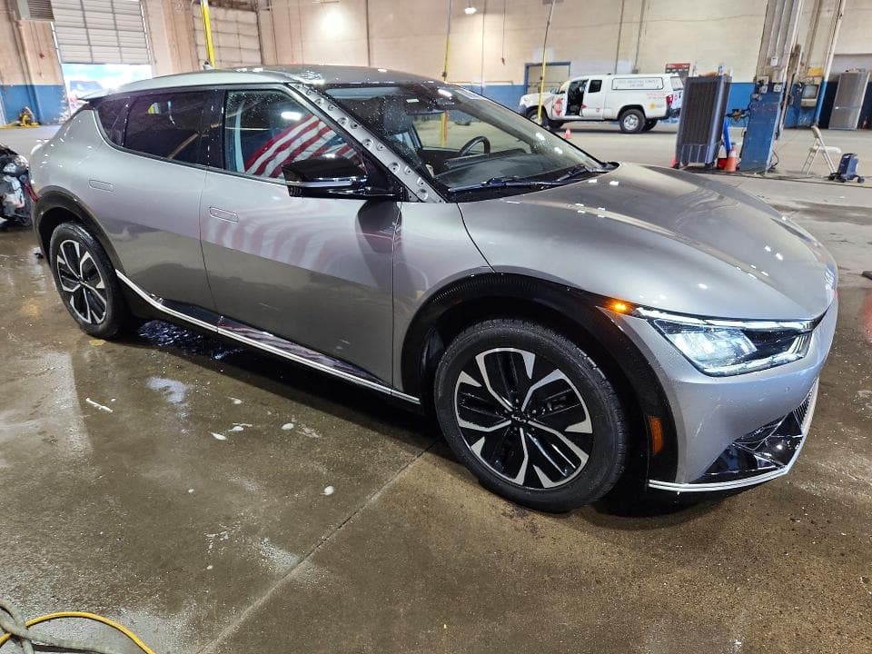 2023 KIA EV6 WIND 4