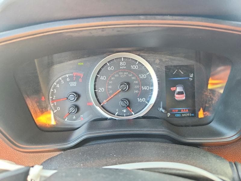 2021 TOYOTA COROLLA SE 9