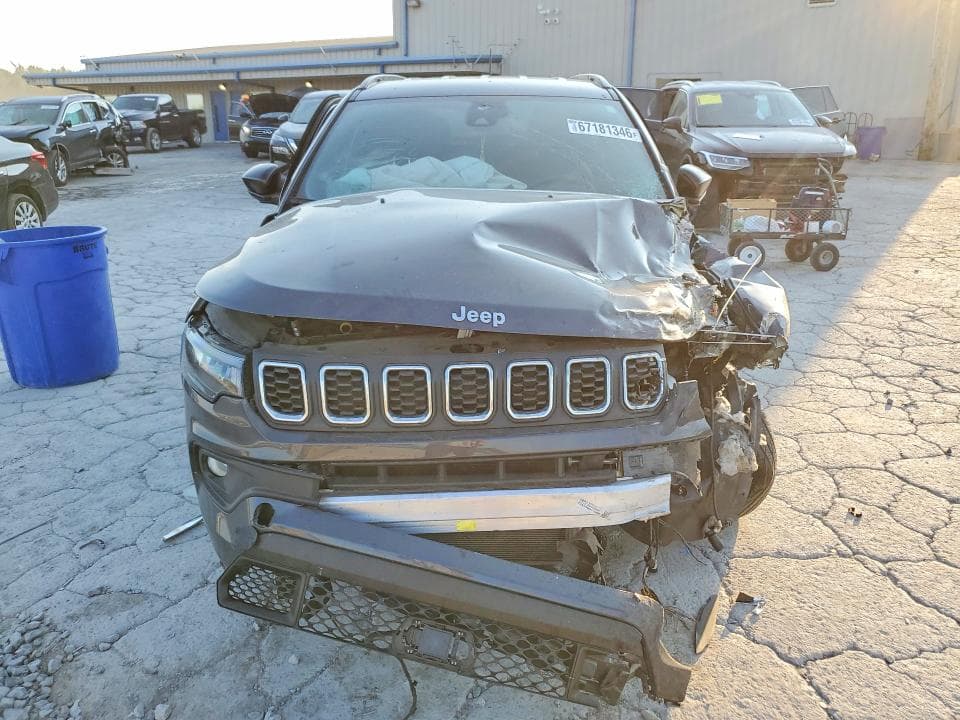 2024 JEEP COMPASS LATITUDE 5