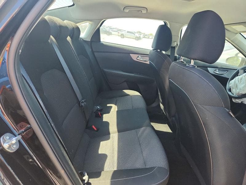 2024 KIA FORTE LXS 10