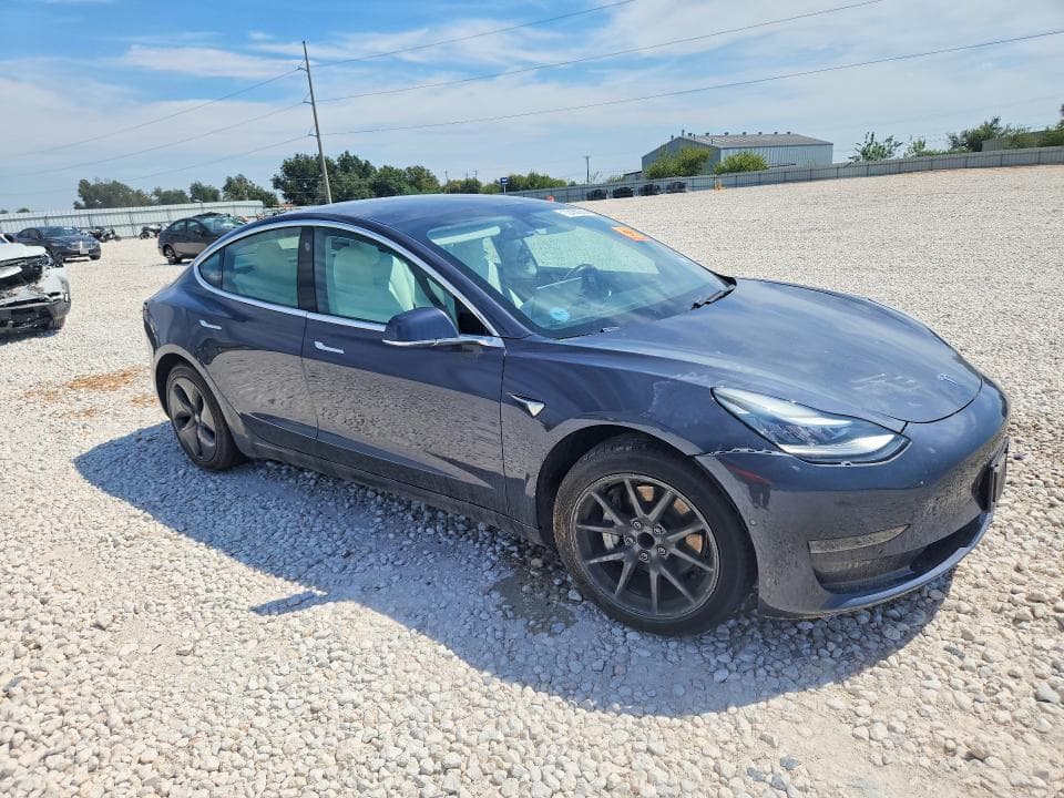 2019 TESLA MODEL 3 4