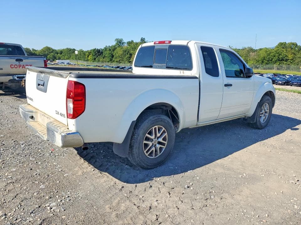 2019 NISSAN FRONTIER SV V6 3