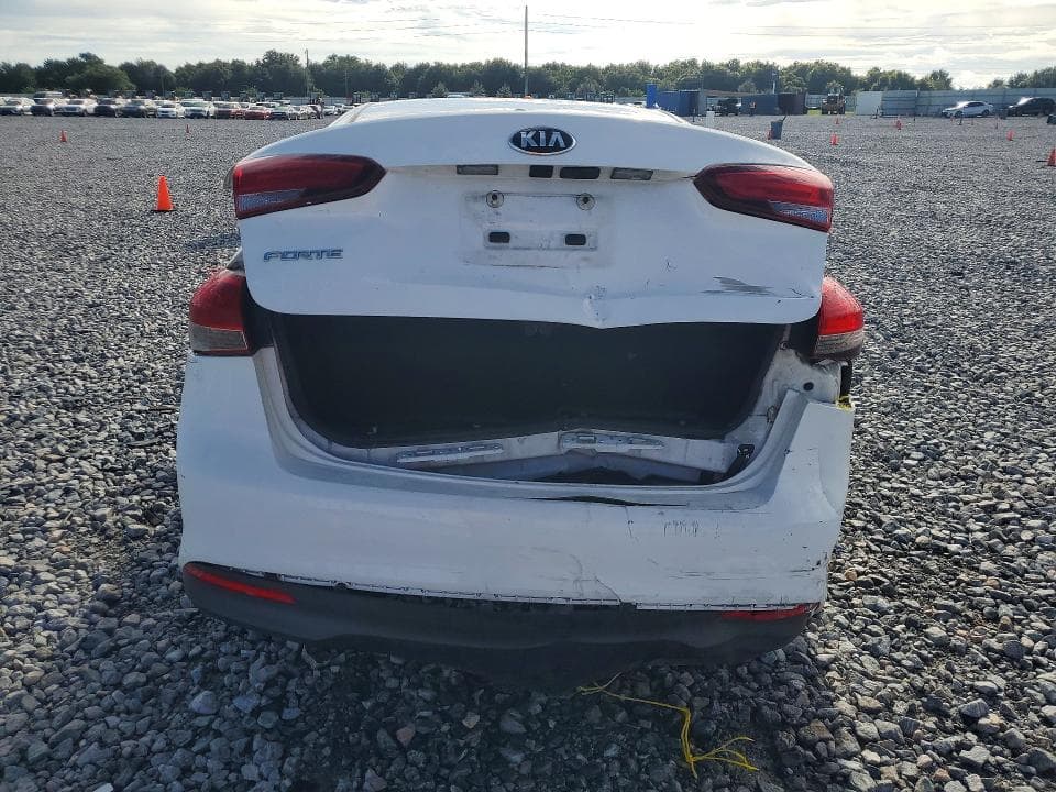 2017 KIA FORTE LX 6