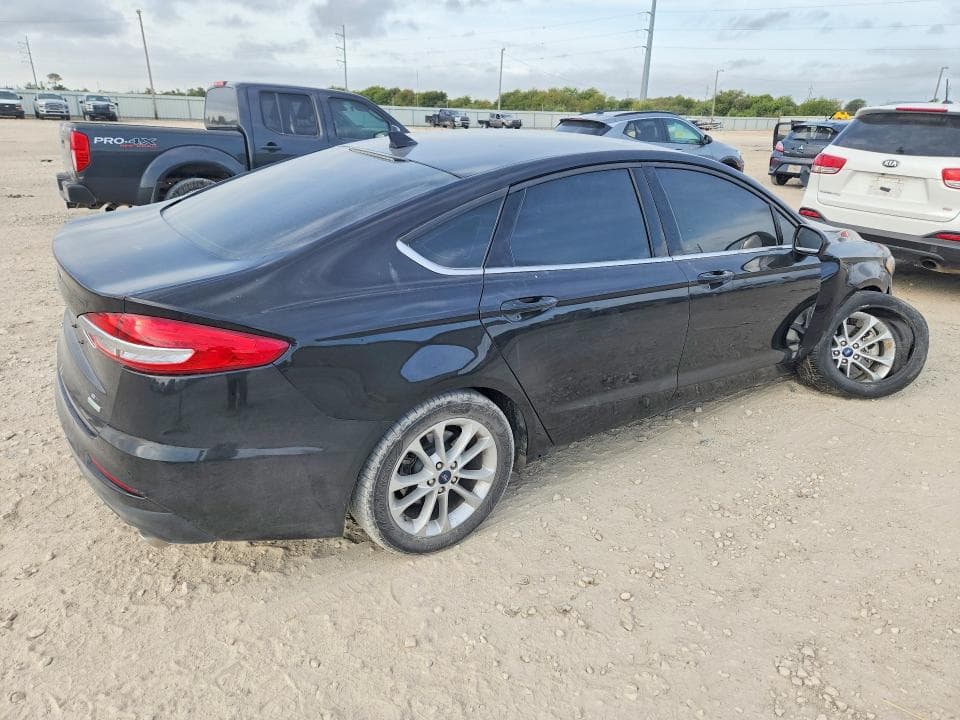 2019 FORD FUSION SE 3