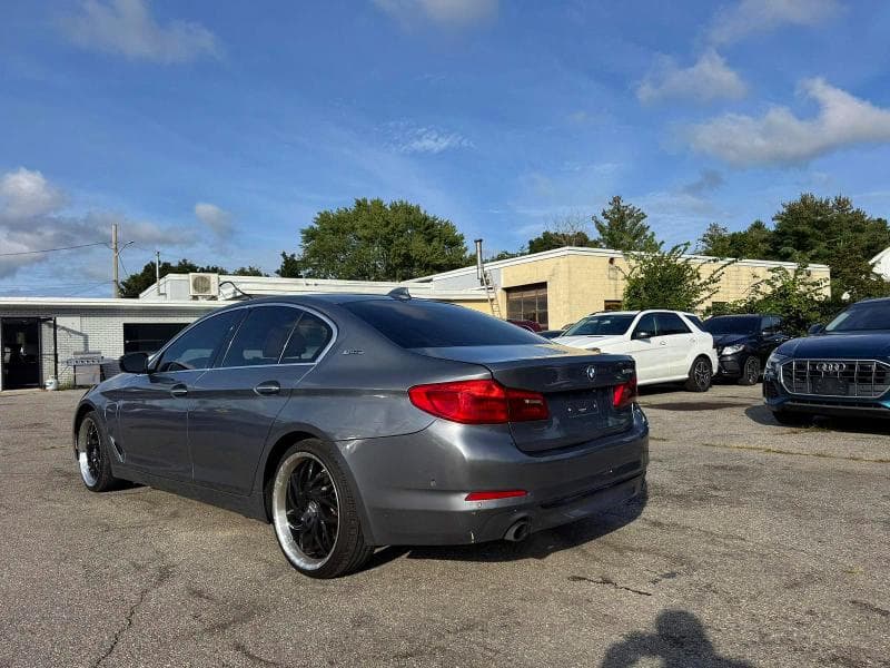 2018 BMW 530XE 3