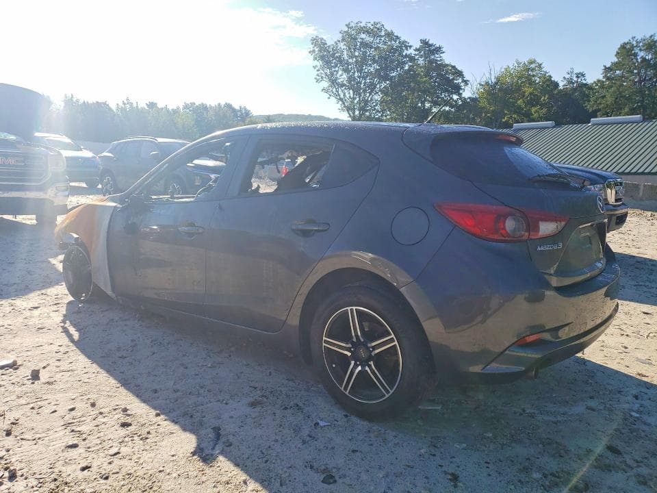 2017 MAZDA 3 SPORT 2