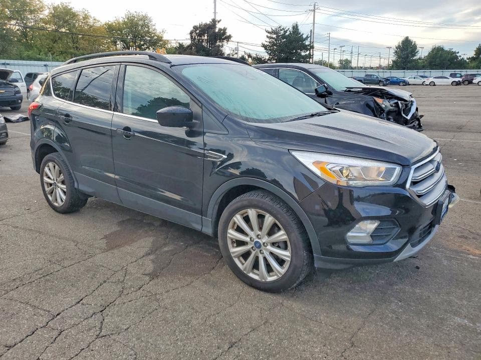 2019 FORD ESCAPE SEL 4