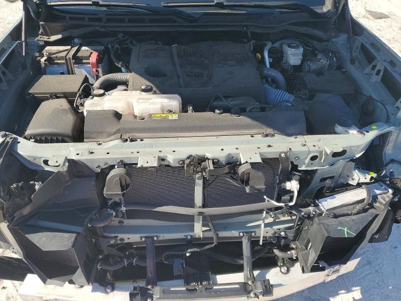 2025 TOYOTA TUNDRA SR5 11
