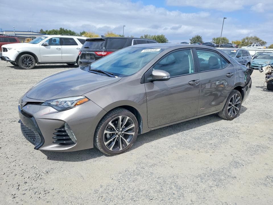 2017 TOYOTA COROLLA SE - 1