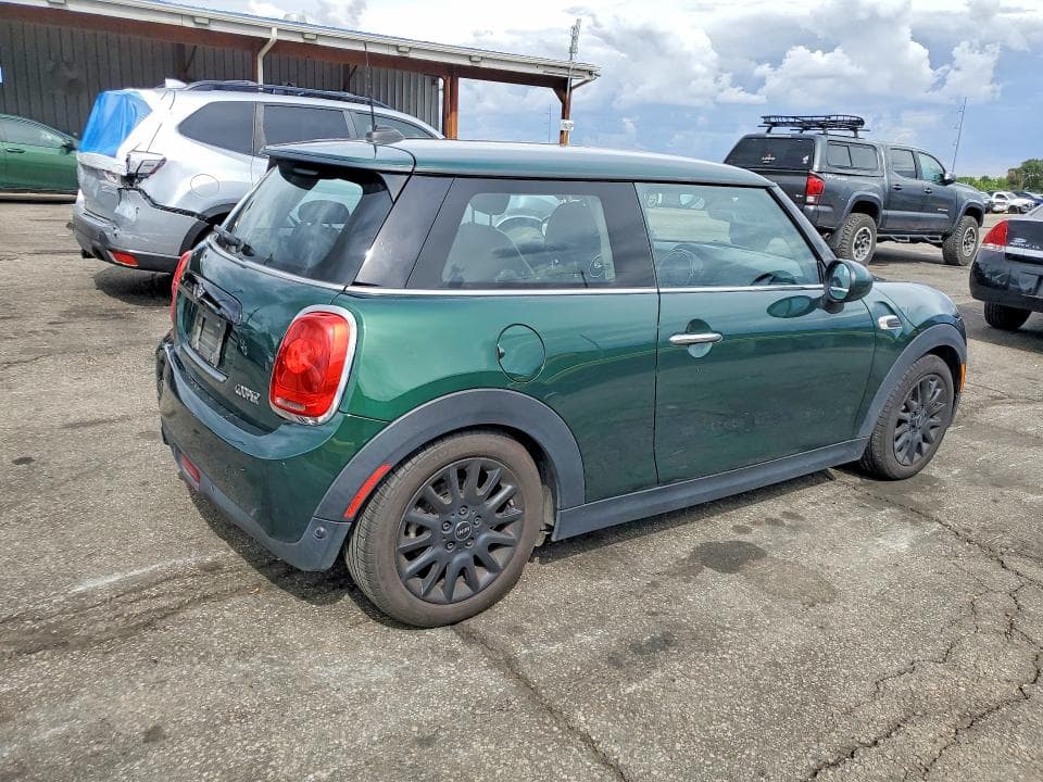 2018 MINI COOPER 3