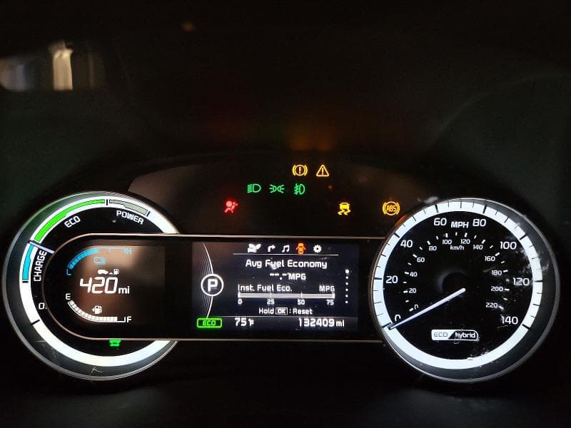 2018 KIA NIRO EX 9