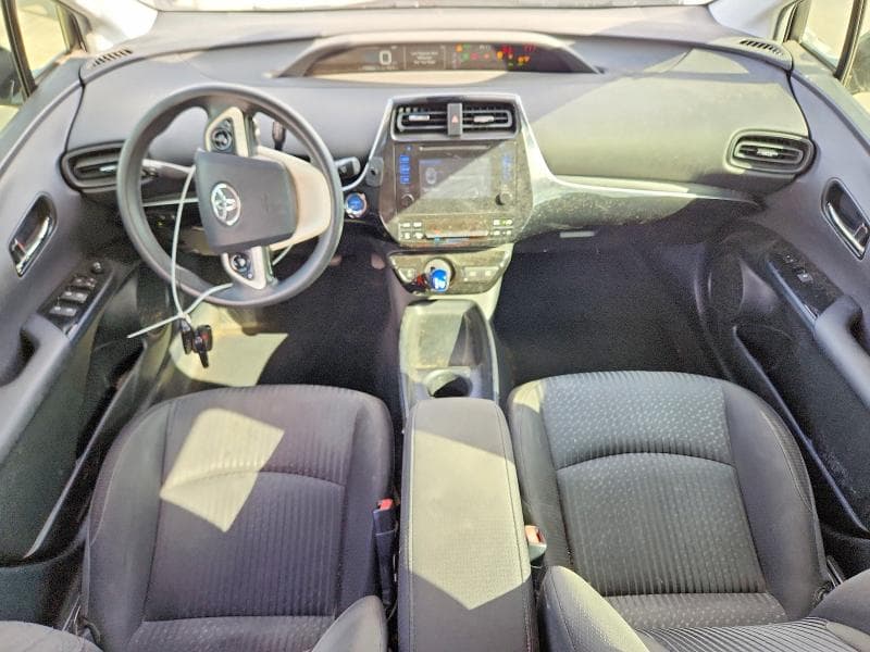 2017 TOYOTA PRIUS TWO 8
